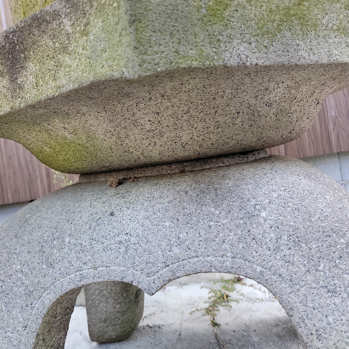 引き取り限定 雪見灯籠 石灯篭 灯籠 灯篭 六角 庭園 和風 石材 高さ約