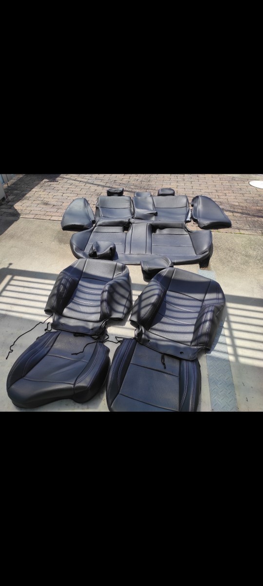 オートウェアシートカバーモダン黒　特注青ステッチ　BMW E90 mスポーツ