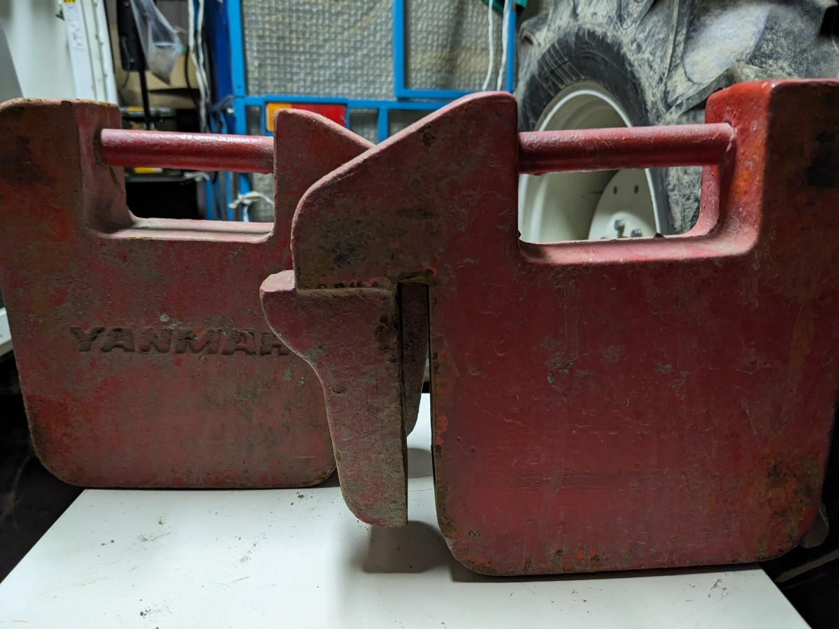 ヤンマートラクター　ウエイト　おもり　2個セット ヤンマートラクター用ウエイト 2個セット ヤンマー ウエイト 約20㎏ 2
