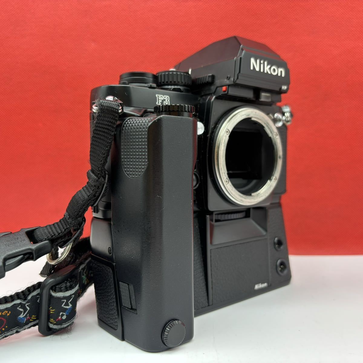 ◇ Nikon F3 HP ハイアイポイント フィルムカメラ 一眼レフカメラ