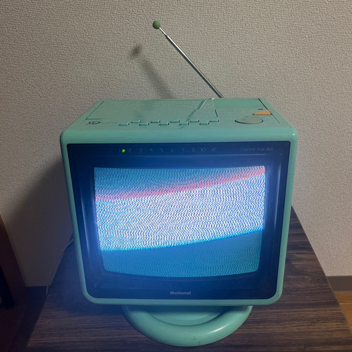 National レトロ　ブラウン管テレビ　TH11-S29 85年製　当時物 TH11-S29 ナショナル National ブラウン管テレビピンクTH11-S29 当時物