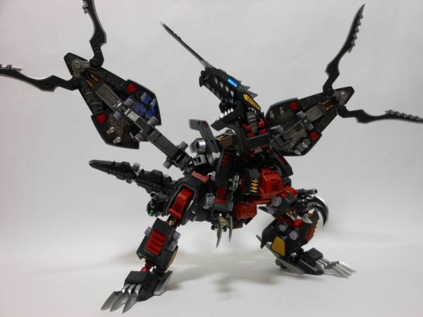 HMMゾイド ジェノブレイカー 改修塗装済完成品 赤青LED内蔵(ゾイド