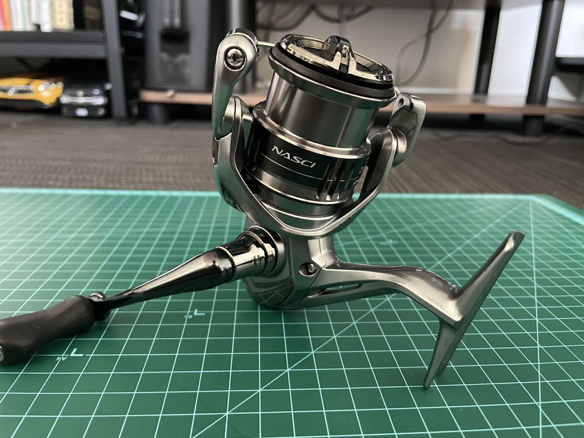 シマノ SHIMANO スピニングリール ナスキー NASCI 2500 SHG バス釣り
