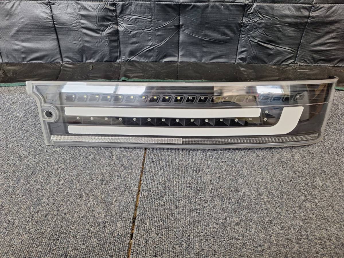 □S320G/S321G アトレーワゴン 社外LEDテールランプ 左右 クリア REIZ