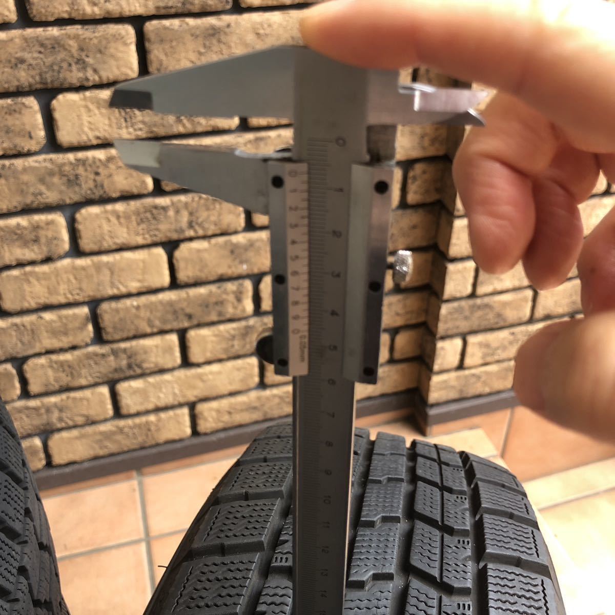 プリウス　ホイールタイヤセット　アイスナビ7 0 GOODYEAR アイスナビ7 中古 CROSS SE
