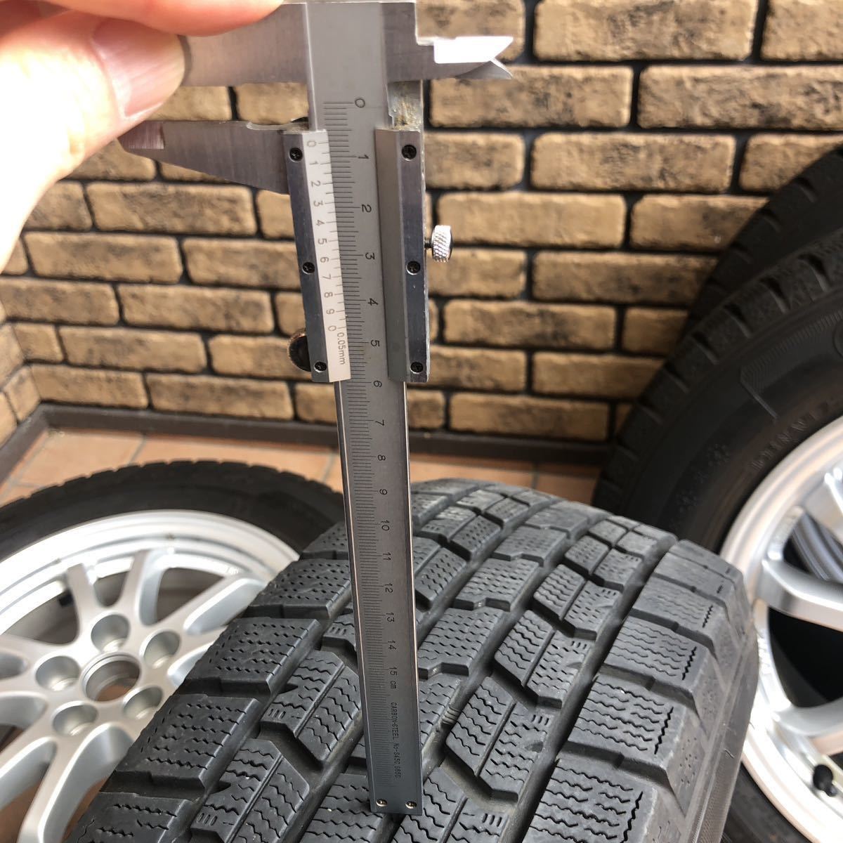 プリウス　ホイールタイヤセット　アイスナビ7 0 GOODYEAR アイスナビ7 中古 CROSS SE