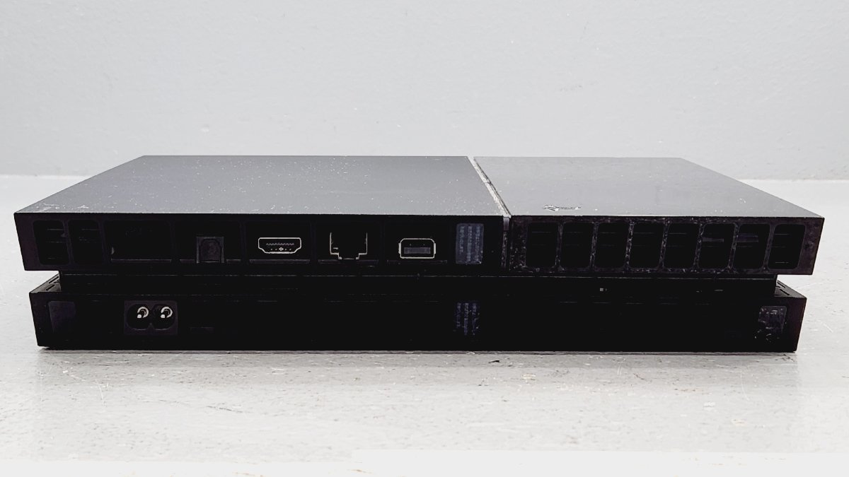 △【3】初期化済み PS4 CUH-1000A ジェットブラック 500GB 同梱不可 1円