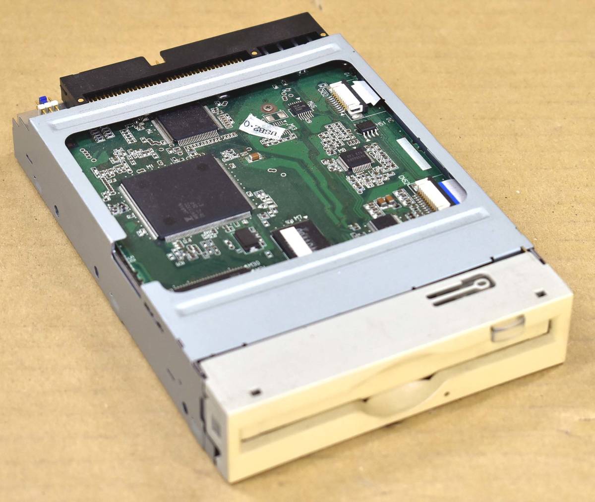 640MB MCP3064AP MOドライブ : ATAPI対応 内蔵型 富士通 Fujitsu