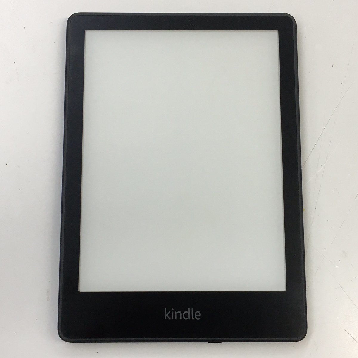中古品】Amazon（アマゾン) 電子書籍リーダー Kindle Paperwhite 第11世代 Model:M2L3EK 8GB 広告なし  ※本体のみ (管理番号：063109） Kindle 電子書籍リーダー アマゾン .: 本体 6インチディスプレイ電子書籍リーダー