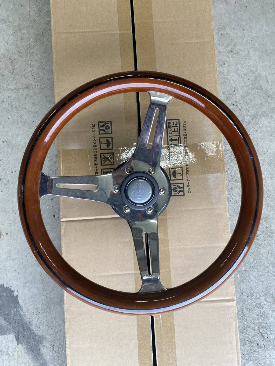 モモ MOMO ウッドステアリング 35パイ ウッドステアリングホイール