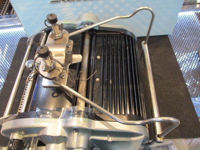 中古美品！ミヤマエの電動深場用リール コマンド Z-15 キンメSPECIAL