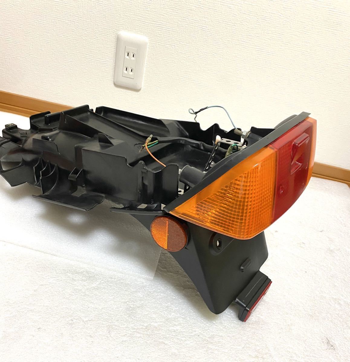 送料無料 超希少品 CB400SF nc39 純正テールカウル フェンダー cbx