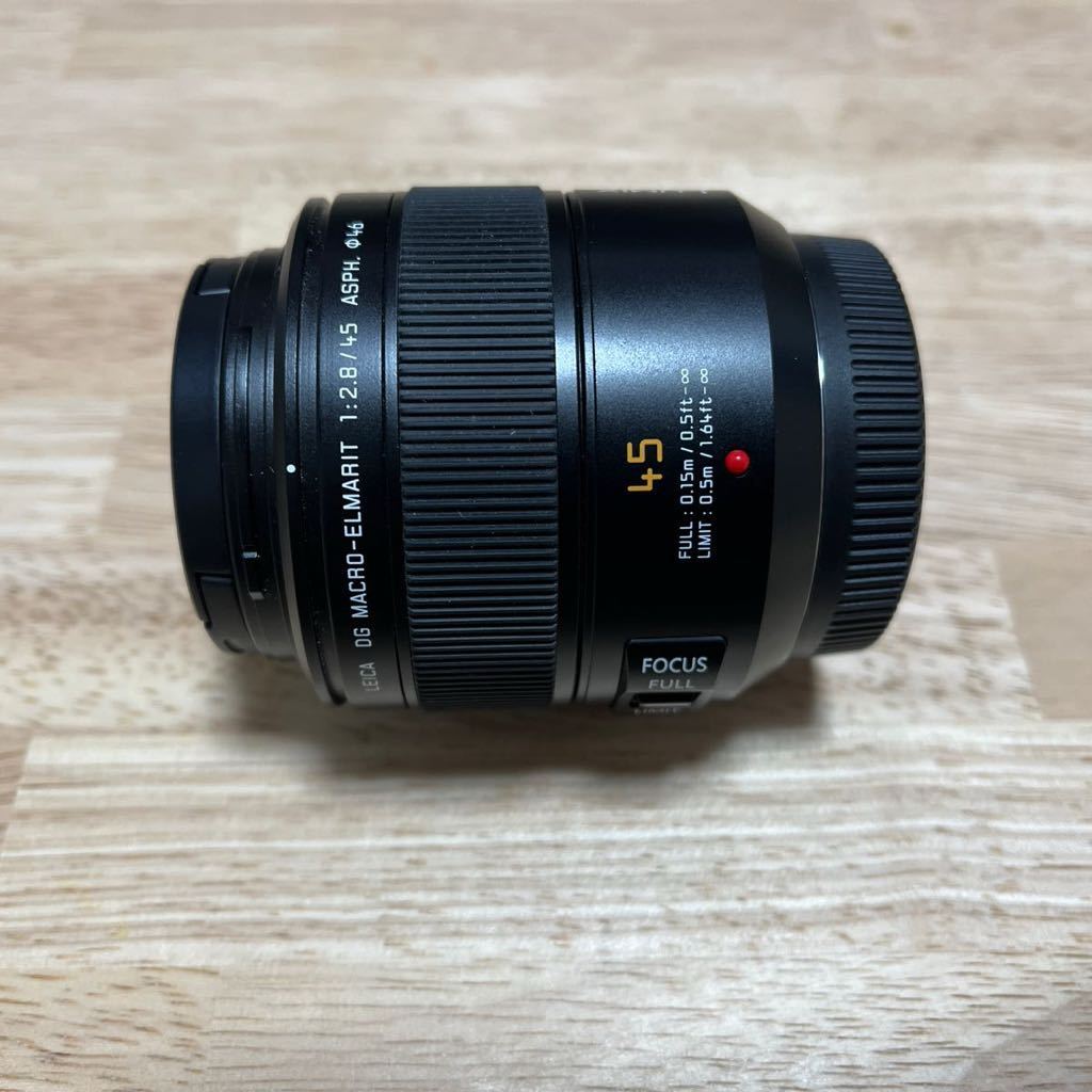 Panasonic LEICA DG MACRO-ELMARIT 45mm F2.8 ASPH. MEGA O.I.S 単焦点