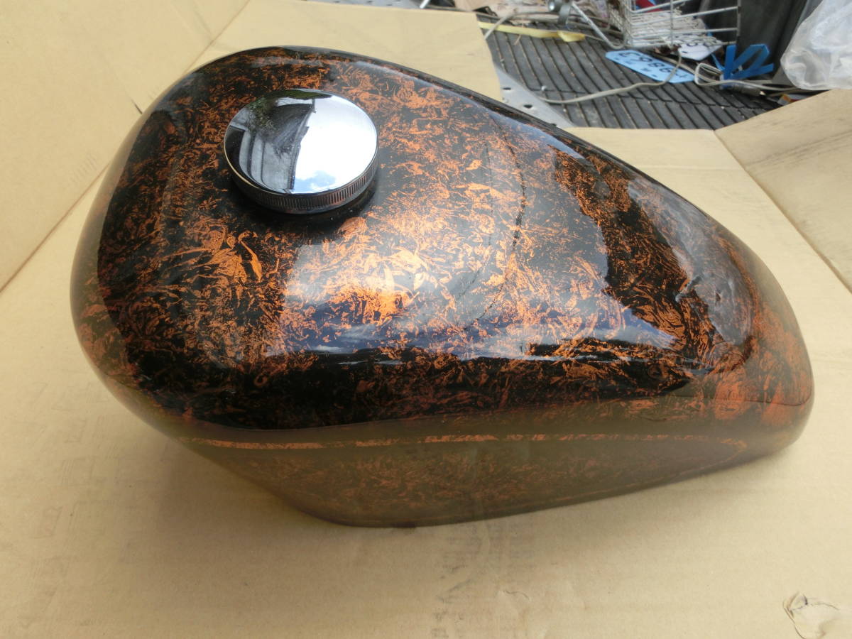 マグナ50 より取り外しのカスタムタンク ラップ塗装 希少品 マグナ50