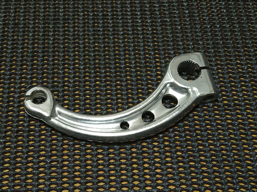 ★☆ HONDA TLR200 フロントブレーキアーム　中古　★☆