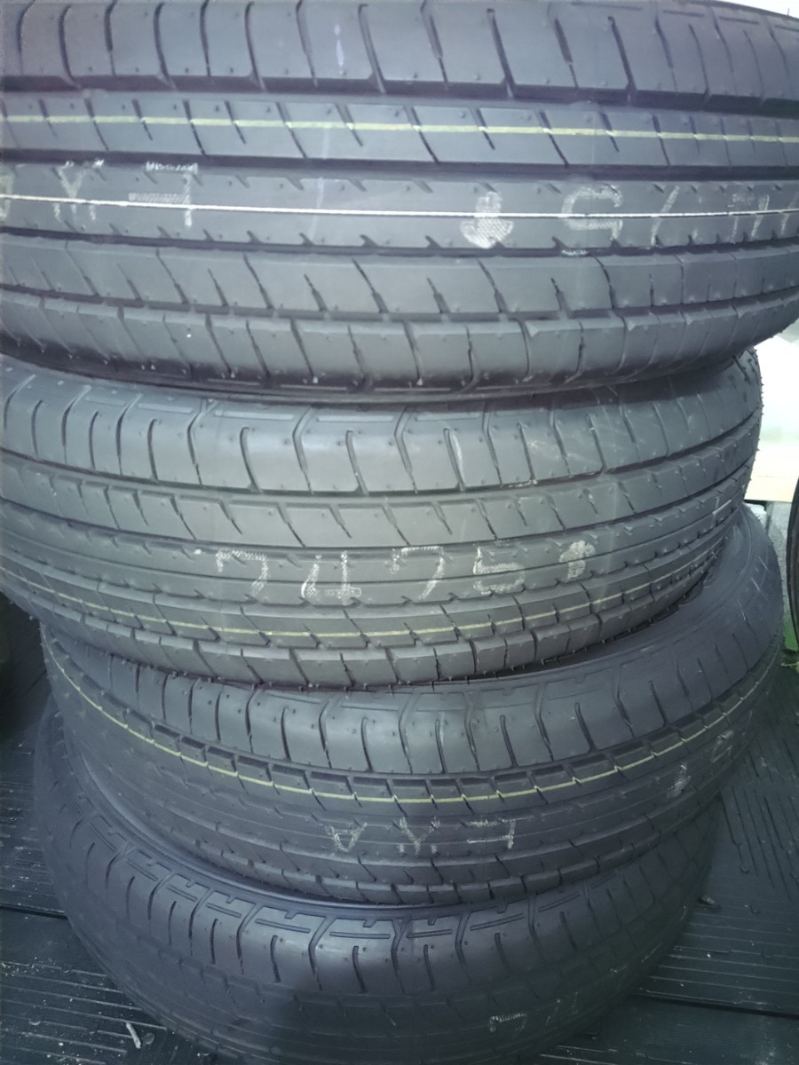 スズキ エブリィワゴン 新車外し 165/60R14 75H ダンロップ SP sport