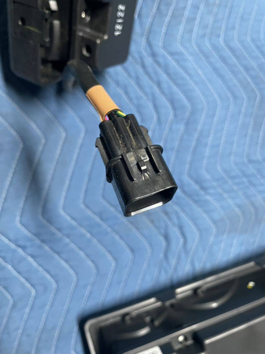 三菱ふそうキャンター純正テールランプ 左右 セット　新車外し　デコトラ_4