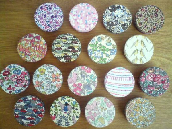 リバティMeadowメドゥ布箱・布シール30枚/C&S 丸箱 小箱_3