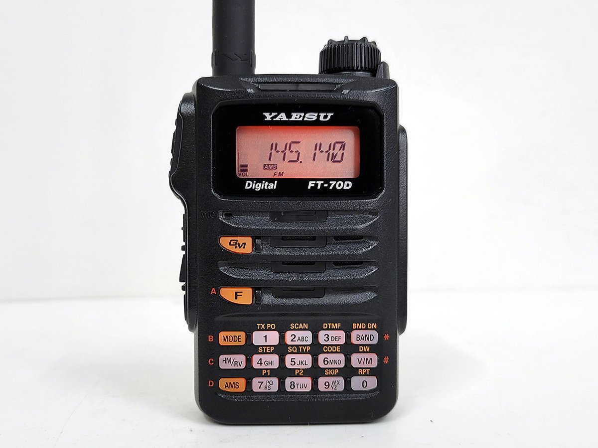YAESU FT-70D 美品中古 Yaesu FT70D Handheld Transceiver 144/430MHz