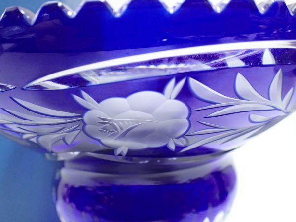 豊F853/1J自☆美品 ドレスデンクリスタル DRESDEN KRISTALL 20cm 青被せ フラワーベース 花瓶 一輪挿し カット ガラス 花器 工芸品☆_7