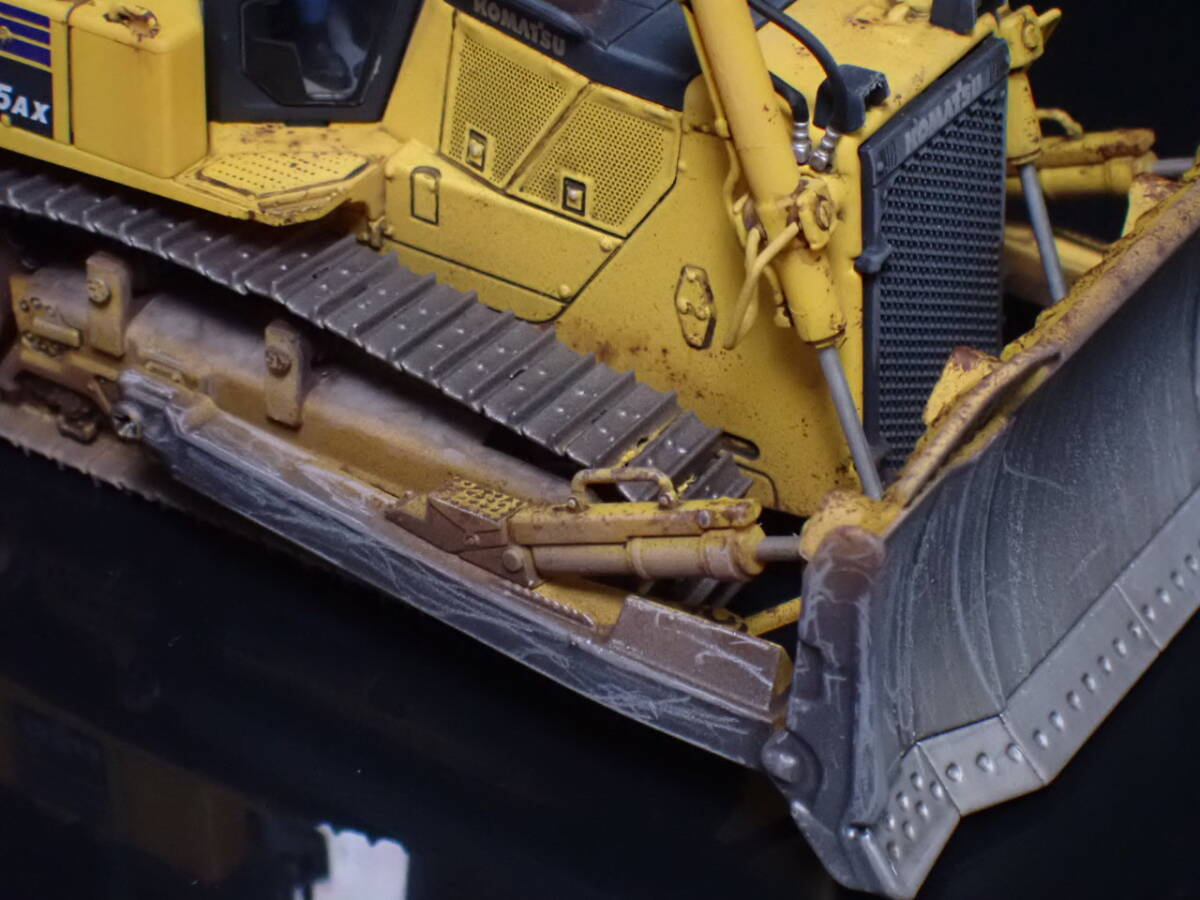 コマツ　D155AX-7　1/50_8