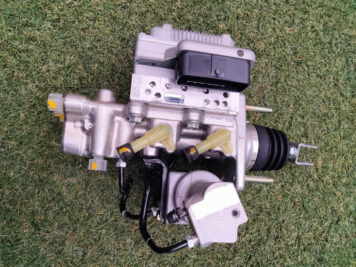 プリウス30 ブレーキマスターAssy 新品　_2