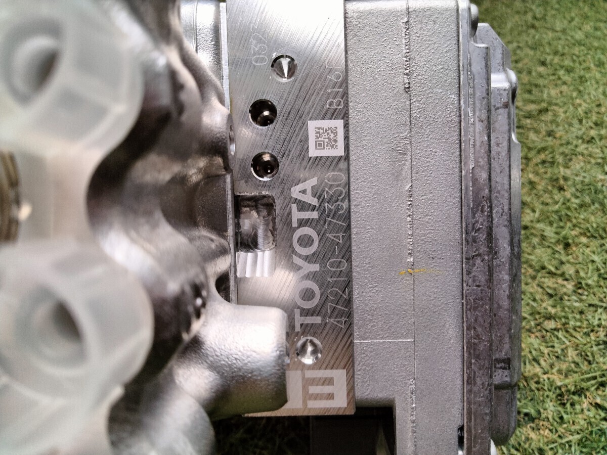 プリウス30 ブレーキマスターAssy 新品　_5