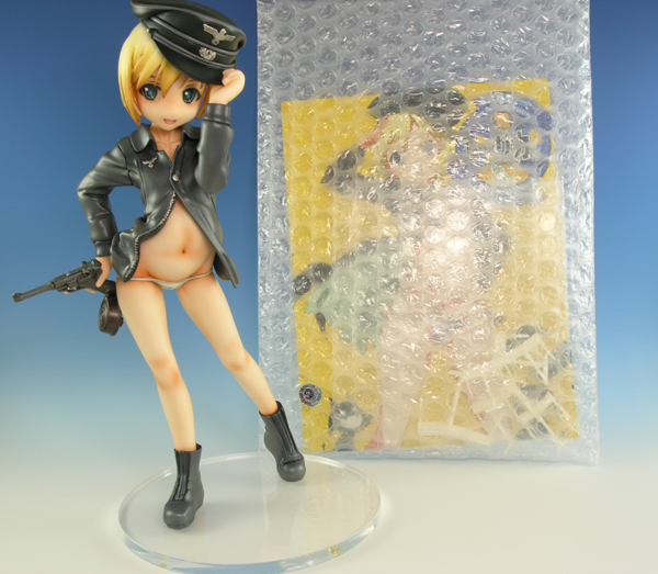 正規品 ガレージキット 卓球模型 エーリカ・ハルトマン 完成品