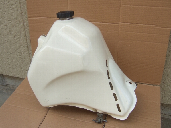 セロー225 FRPビッグタンク モトクラフトパリダカ(ヤマハ用)｜売買され