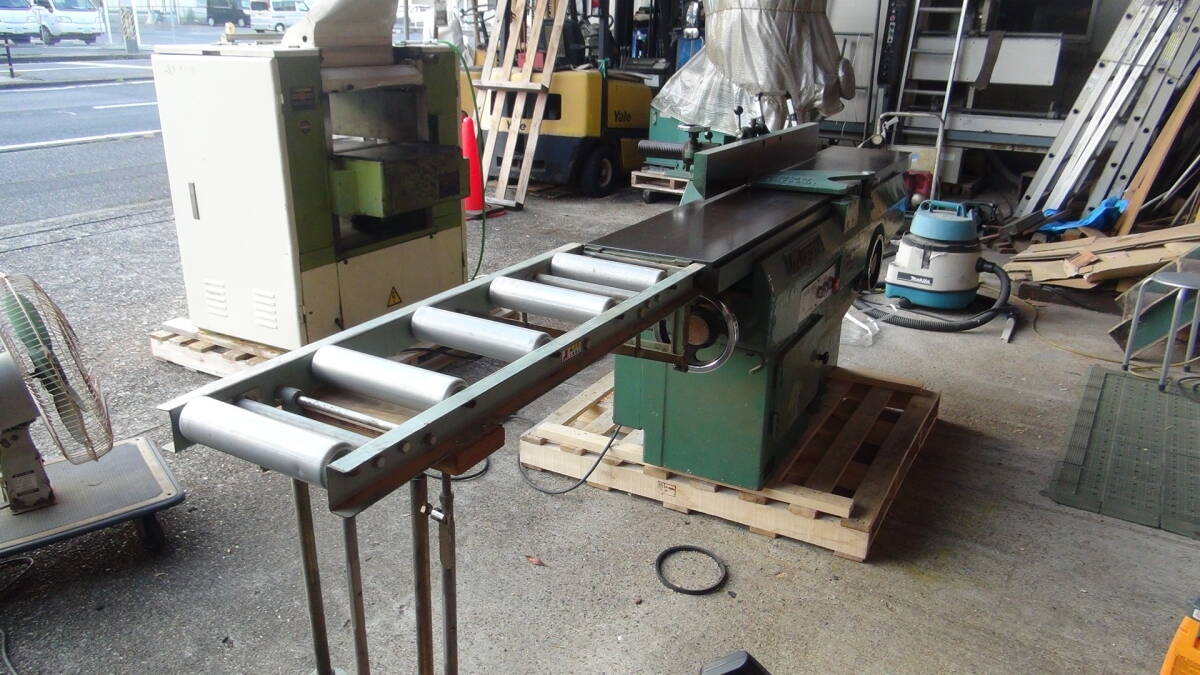 名門宮川 手押しかんな盤MTR300　3枚刃3馬力　電源カットできるブレーキ付 後ろローラー台付き 美品_3