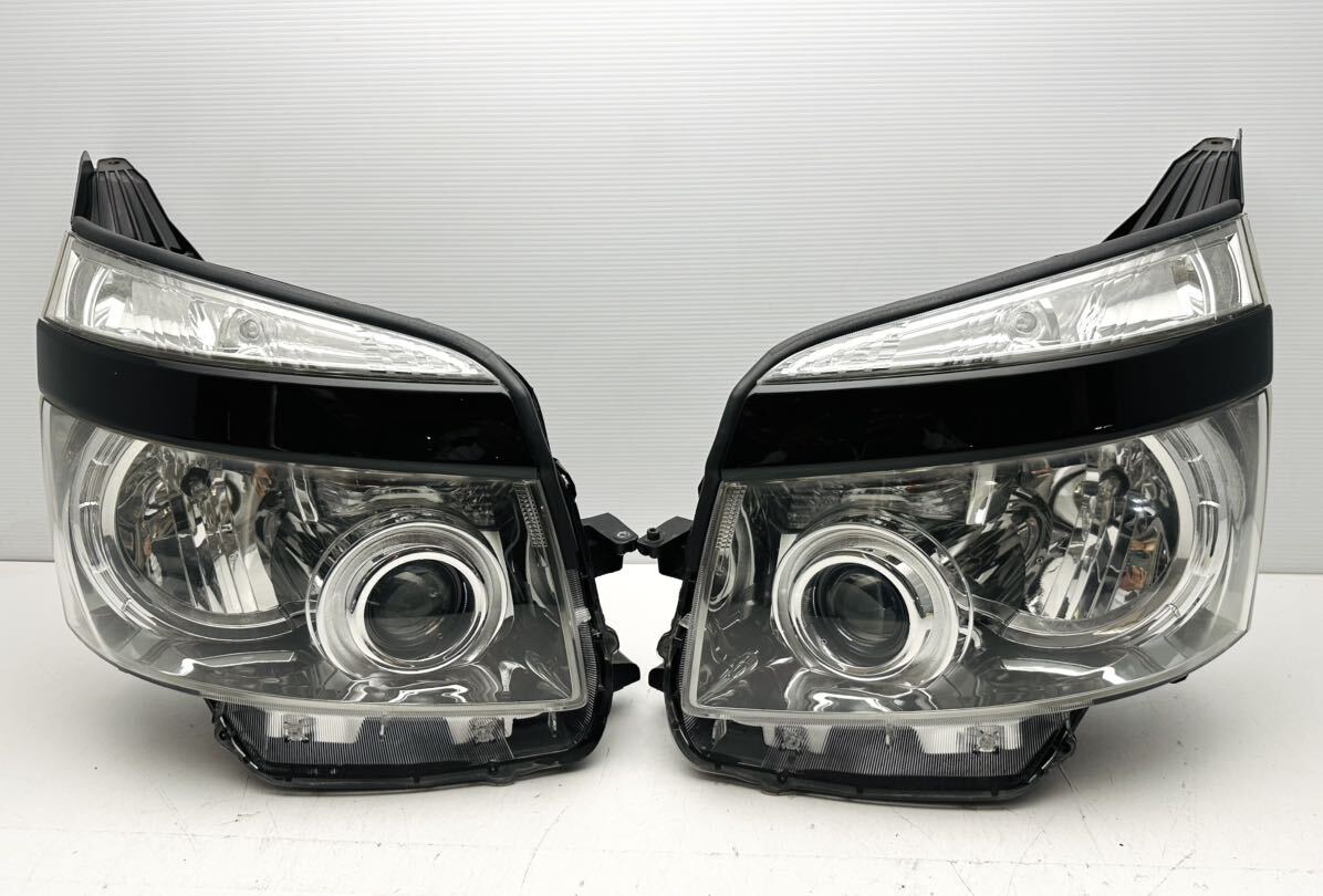 割れ無 70/75 ヴォクシー VOXY 前期 ZRR70W ZRR75W バラスト付き