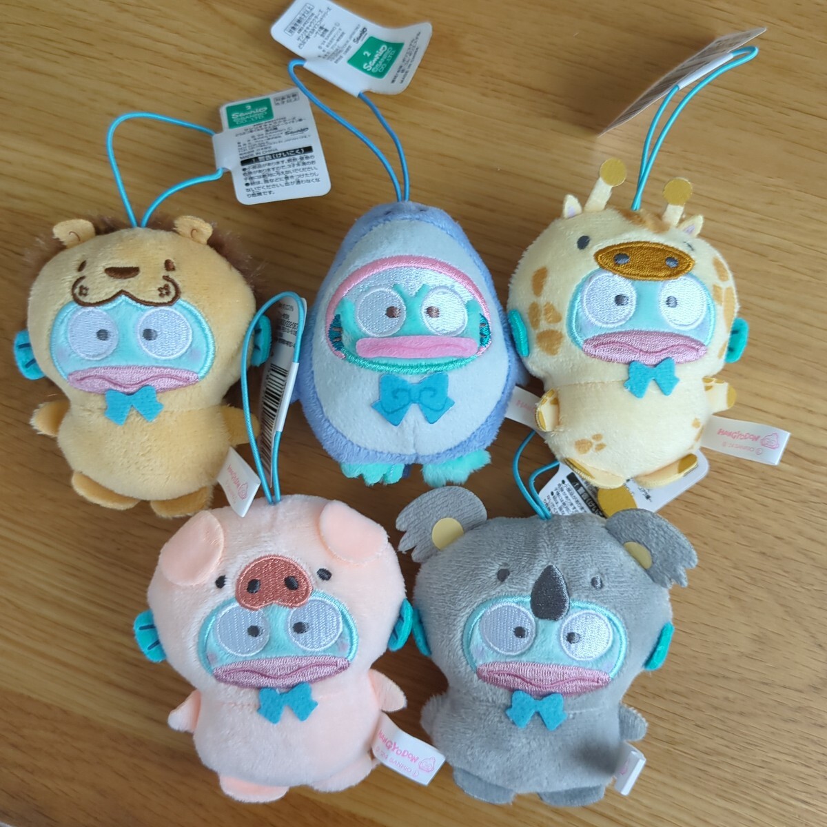 2000年製クーリア新品未使用タグ付き迷彩ヘルメット パンダ ぬいぐるみ