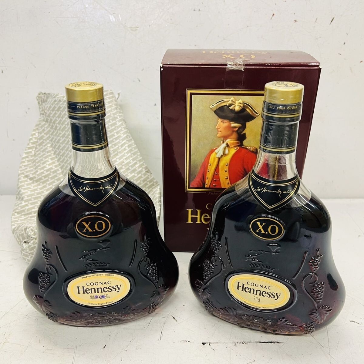 S746-I57-1516 Hennessy ヘネシー XO クリアボトル 2点セット 金 
