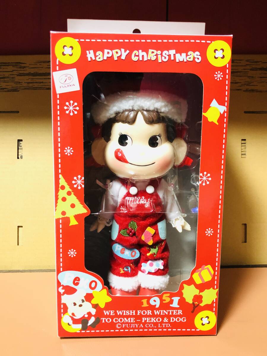新品未開封】ペコちゃん人形 2体 クリスマス Winterコレクション 2009