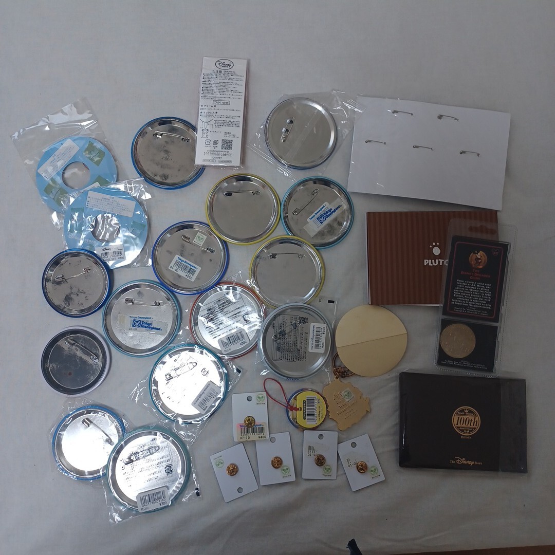 ディズニー　缶バッジ キーホルダー レトロ_6