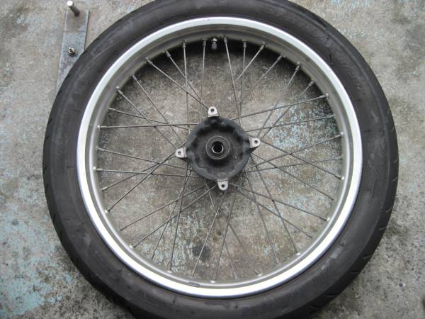 XLR250R】D.I.D 19インチFホイール タイヤ付き！【MD22】(フロント