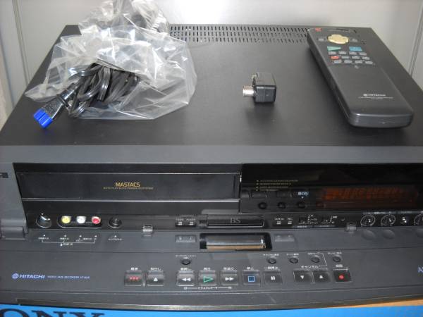 日立 VHS高性能MASTACSビデオデッキVT-BS8○SATELLA(VHSビデオデッキ