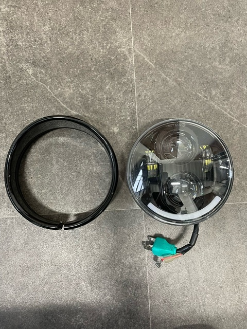 073　2020XL1200Xについていた社外LEDヘッドライト_5