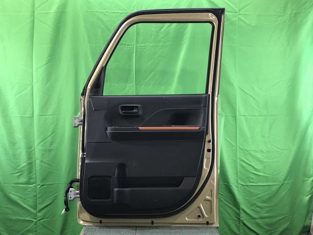 タント 5BA-LA650S 右フロントドア XM6 タント 右 ヘッドライト 右ヘッドランプ ヘッド フロントドア(内装パーツ|パーツ):車用品