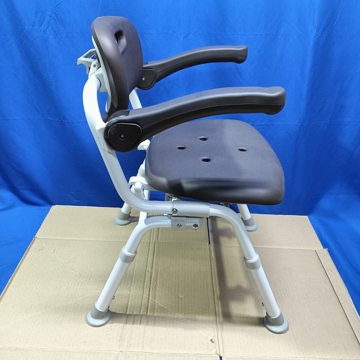 【中古】Panasonic PN-L41821 介護用品 入浴補助 介護椅子 風呂椅子 折りたたみ シャワーチェア ユクリア_4