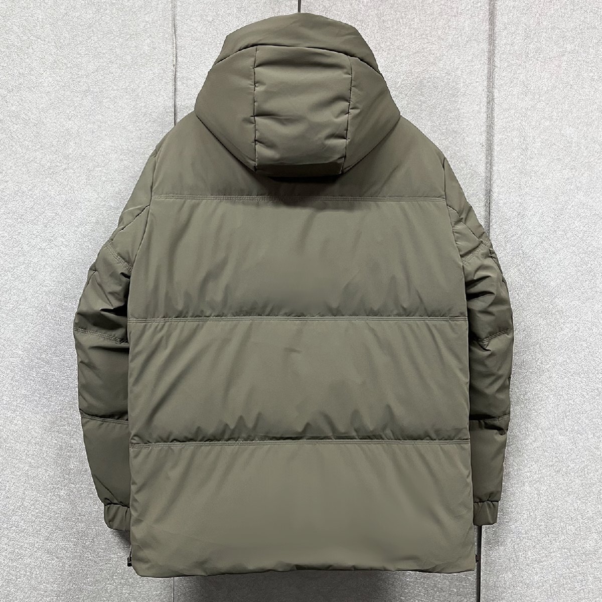 高級・ダウンジャケット 定価12万◇Emmauela・イタリア・ミラノ発