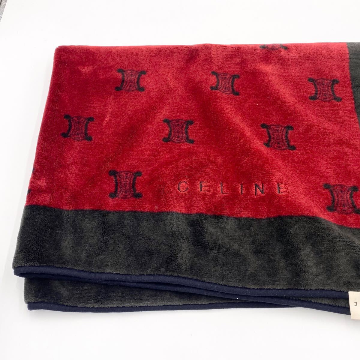 CÉLINE ブランケット　140cm x 100cm CELINE セリーヌ 毛布 140cm×100cm ブランケット(セリーヌ)｜売買され