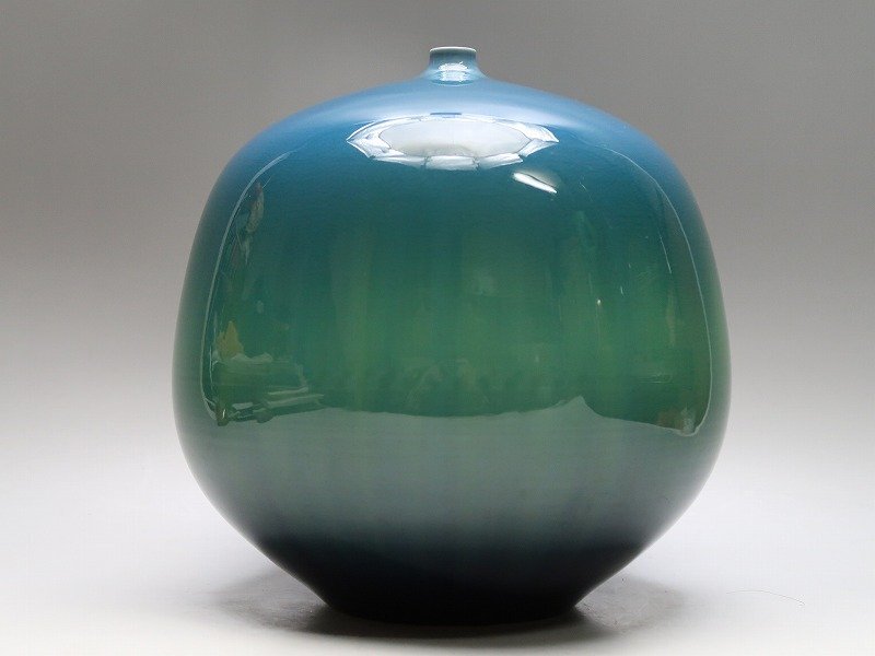 【青宝】115582人間国宝　三代徳田八十吉作　碧明釉　小口壷　九谷正彦在銘　箱なし（2952249-172/270）　_2