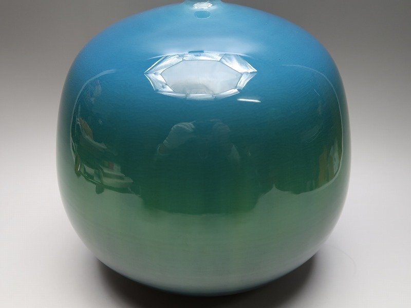 【青宝】115582人間国宝　三代徳田八十吉作　碧明釉　小口壷　九谷正彦在銘　箱なし（2952249-172/270）　_5