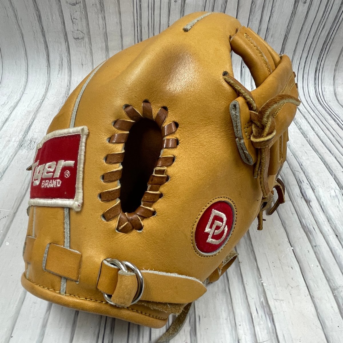 m002 B5(80) 2 MITSUWA TIGER ミツワタイガー 軟式 内野手用 G-31 PRO 