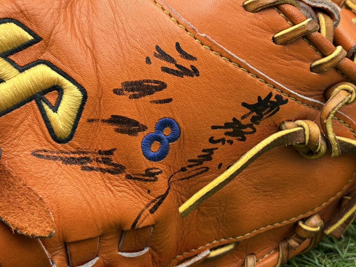 ク*リ様 山田コレクション品　横浜ベイスターズ　谷繁元信　実使用キャッチャーメッ 122004】横浜ベイスターズ時代 ＃8 谷繁元信 支給品 実使用品 直筆