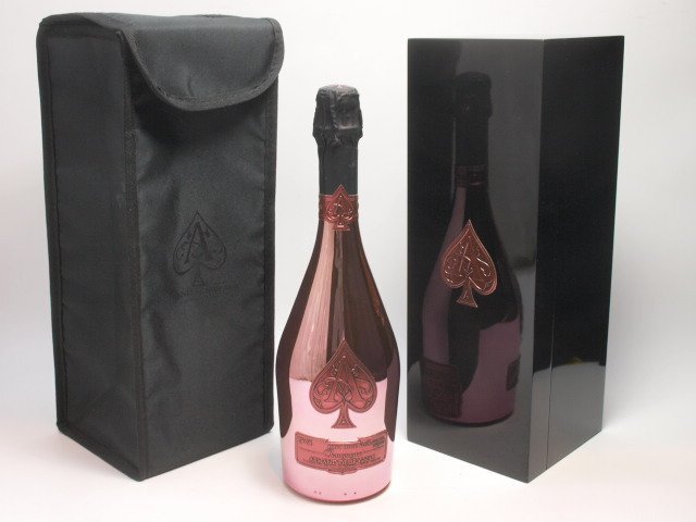 【限定セール，人気】 アルマン ド ブリニャック ブリュット ロゼ ピンク 750ml/12.5% 箱/布ケース付 AC18436(シャンパーニュ)｜売買されたオークション情報、yahooの商品情報をアーカイブ公開 - オークファン スパークリング