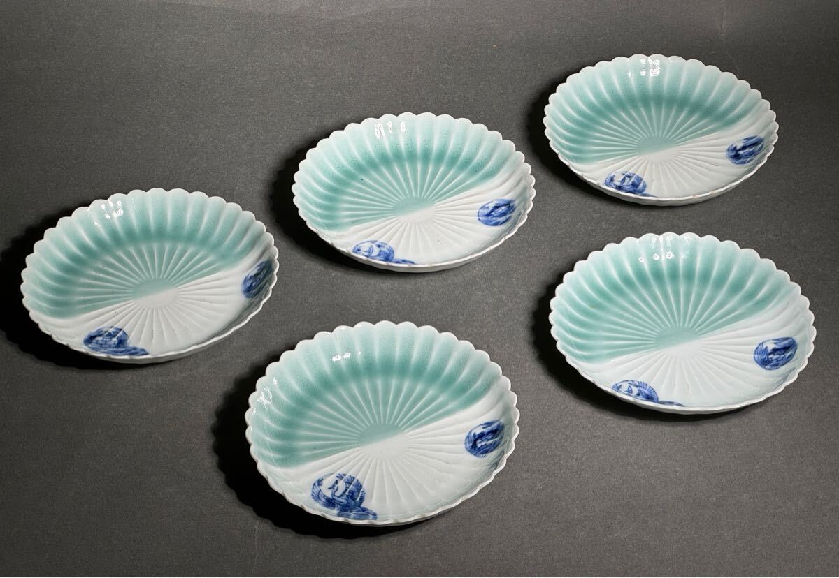 古伊万里 小皿（5枚）11㎝ 上手品・陽刻・口錆・染付・雨龍・蜂？