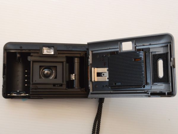 ☆S67 中古品 KONICA/コニカ フィルムカメラ BiG mini BM-201 ※箱類