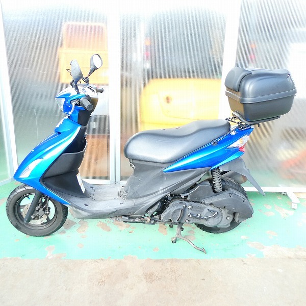 和泉市引取限定 スズキ アドレス V125S EBJ-CF4MA 書類付 スクーター バイク 125cc エンジン始動 SUZUKI リアボックス付 中古■MV026s■ スズキ V125S 和泉市引取限定 エンジン始動 中古■MV026s■ カスタム箇所多数、訳アリのためジャンクで